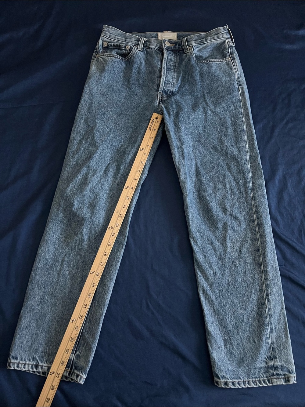 Everlane Classic Straight-Leg Jeans in Light Blue Denim